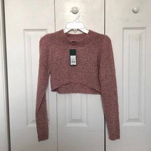 Long sleeve cropped top
